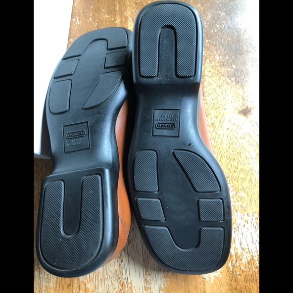 COACH CHERI Loafer Cognac, Size 7 - Picture 4 of 16